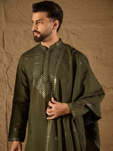 Men Green Silk Blend Solid Embroidered Straight Kurta with Dupatta-MKUD1001