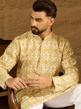 Men Yellow Viscose Rayon Geometric Printed Straight Kurta-MKU1601