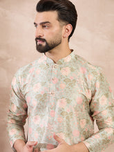 Men Green Silk Blend Floral Printed Straight Kurta-MKU1968