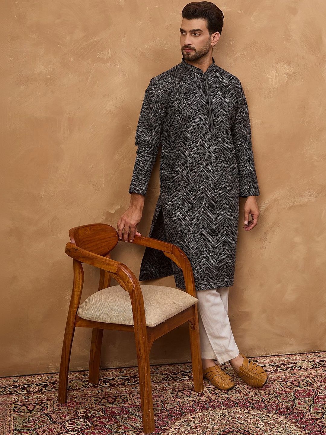 Men Black Silk Blend Geometric Printed Straight Kurta With Pant Set-MKSET1520