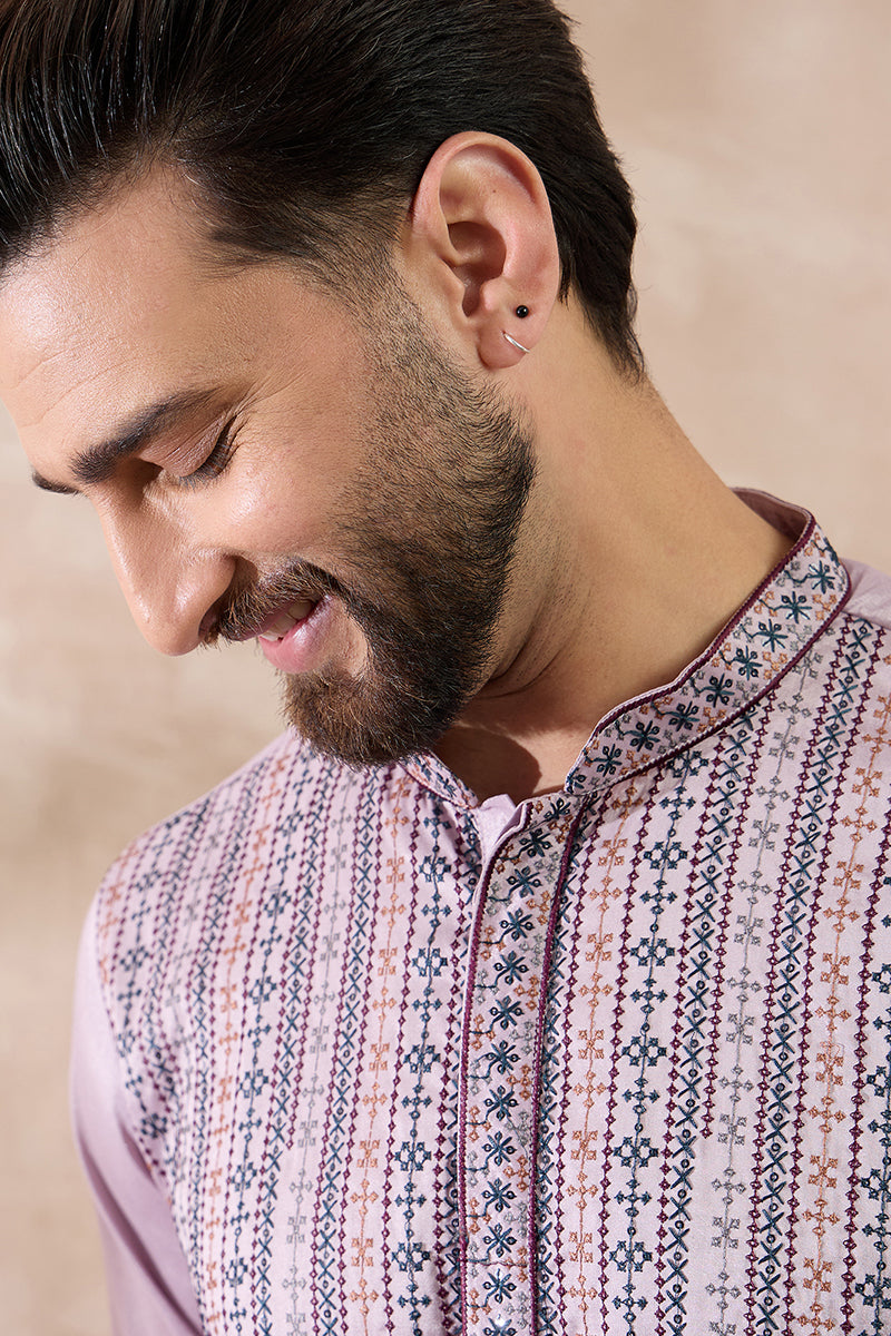 Lavender Silk Blend Embroidered Mandarin Collar Straight Kurta With Trouser MKSET2041