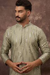 Green Viscose Rayon Solid Embroidered Straight Kurta MKU1356