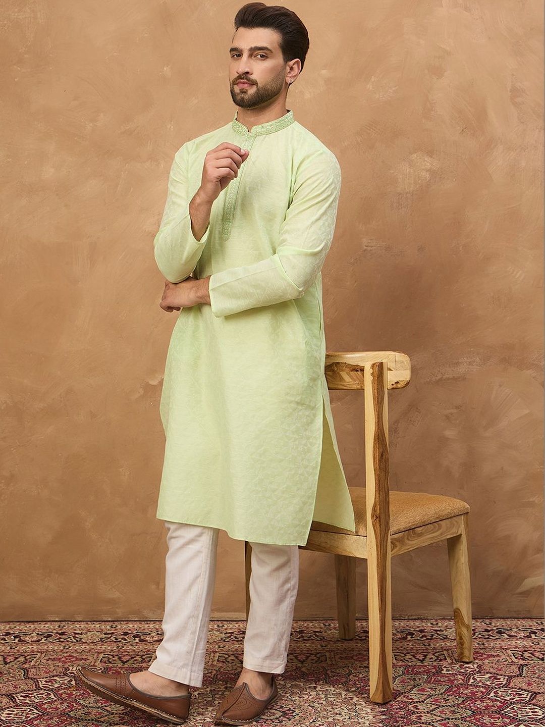 Men Green Silk Blend Solid Embroidered Straight Kurta With Pant Set-MKSET1451