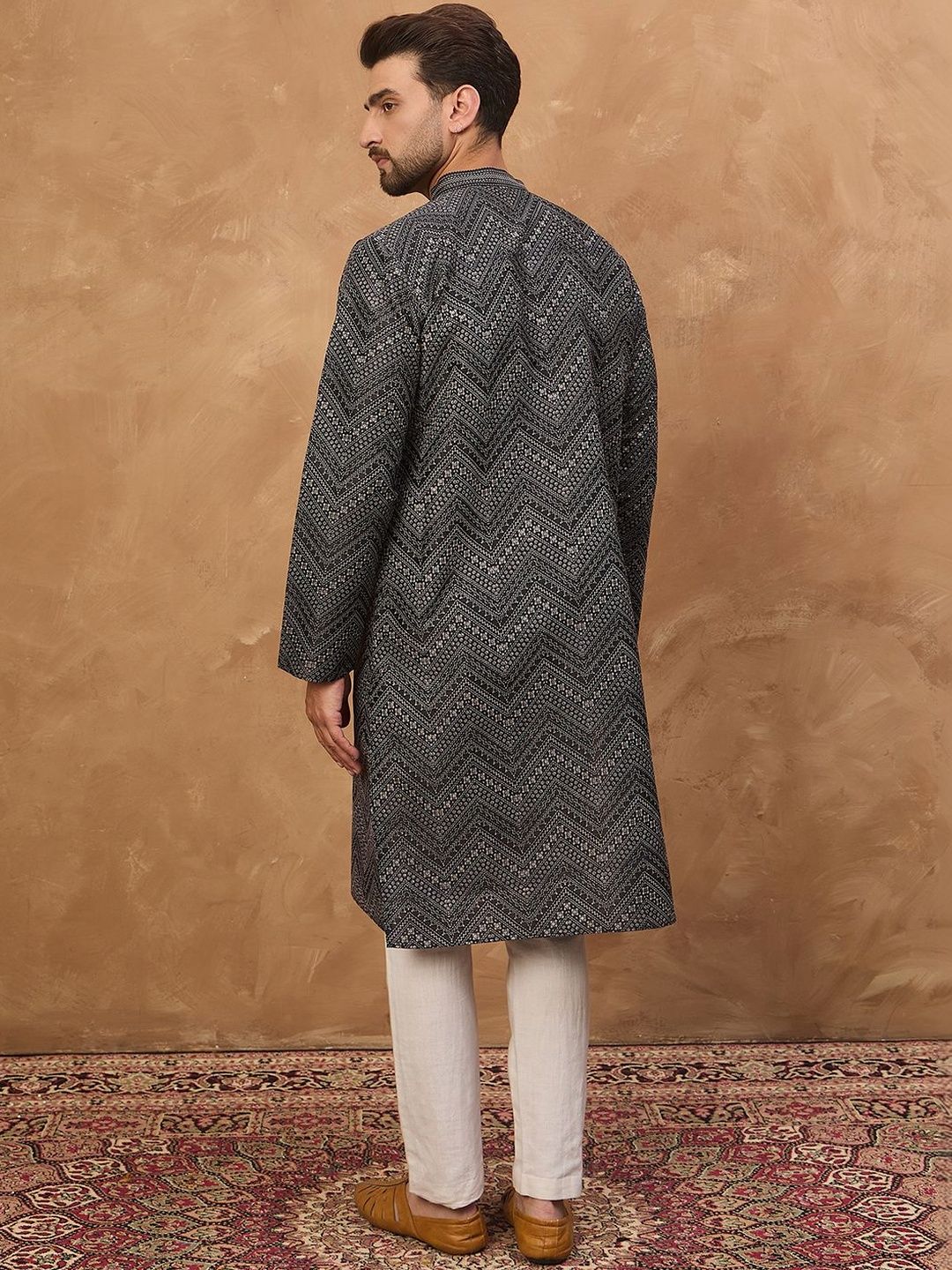 Men Black Silk Blend Geometric Printed Straight Kurta With Pant Set-MKSET1520