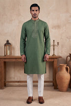 Green Silk Blend Solid Emboidered Sequins Kurta With Trouser MKSET2276