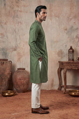 Green Silk Blend Solid Emboidered Sequins Kurta With Trouser MKSET2276