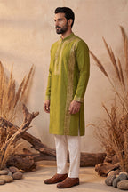 Green Silk Blend Solid Emboidered Straight Kurta With Trouser MKSET2313