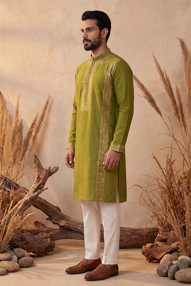 Green Silk Blend Solid Emboidered Straight Kurta MKU2313