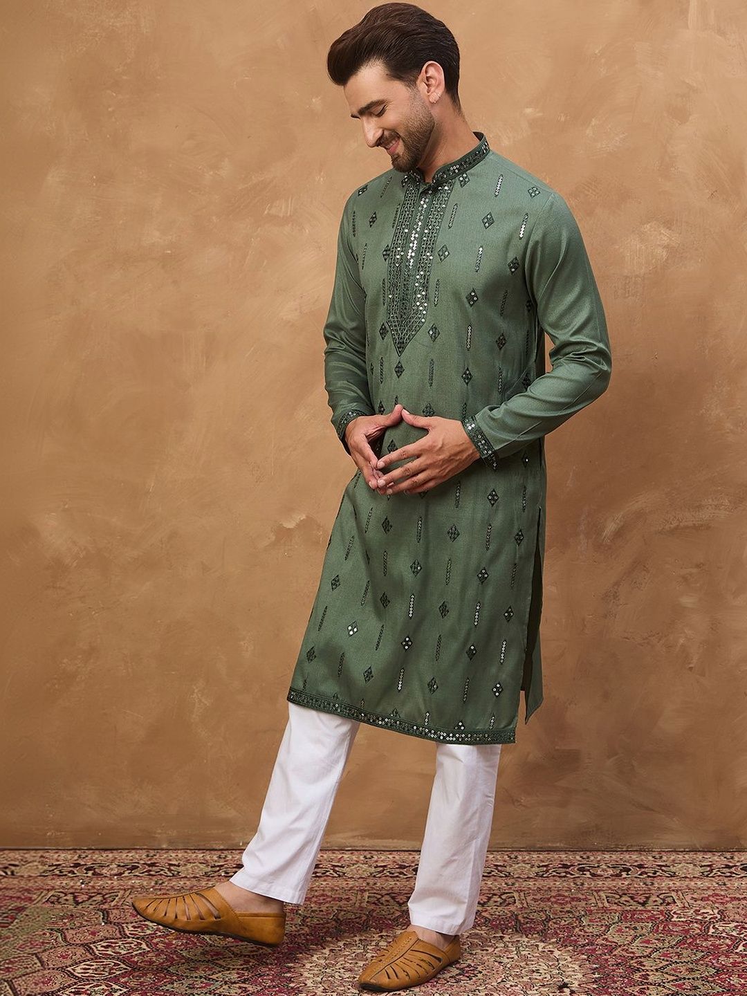 Men Green Silk Blend Geometric Embroidered Straight Kurta With Pant Set-MKSET1517