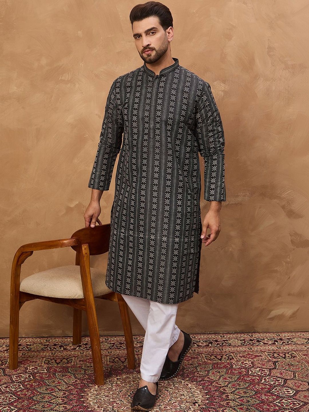 Men Black Silk Blend Geometric Printed Straight Kurta With Pant Set-MKSET1523
