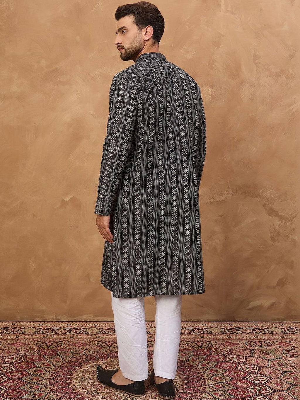 Men Black Silk Blend Geometric Printed Straight Kurta With Pant Set-MKSET1523