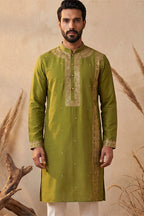 Green Silk Blend Solid Emboidered Straight Kurta MKU2313