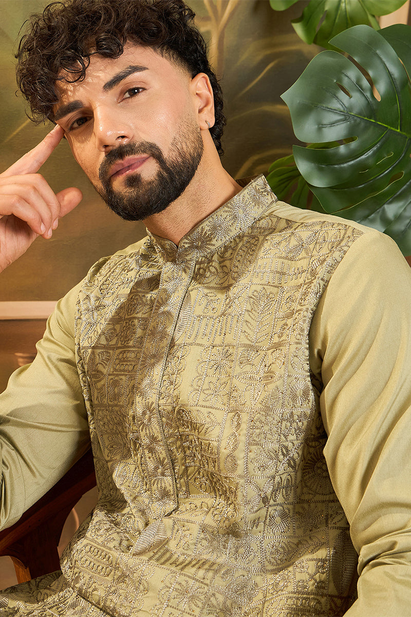 Green Silk Blend Solid Embroidered Straight Kurta MKU1493