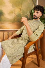 Green Silk Blend Solid Embroidered Straight Kurta MKU1493