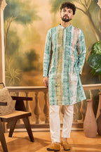 Green Viscose Rayon Batik Printed Straight Kurta MKU1480