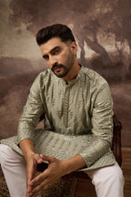 Green Viscose Rayon Solid Embroidered Straight Kurta MKU1356