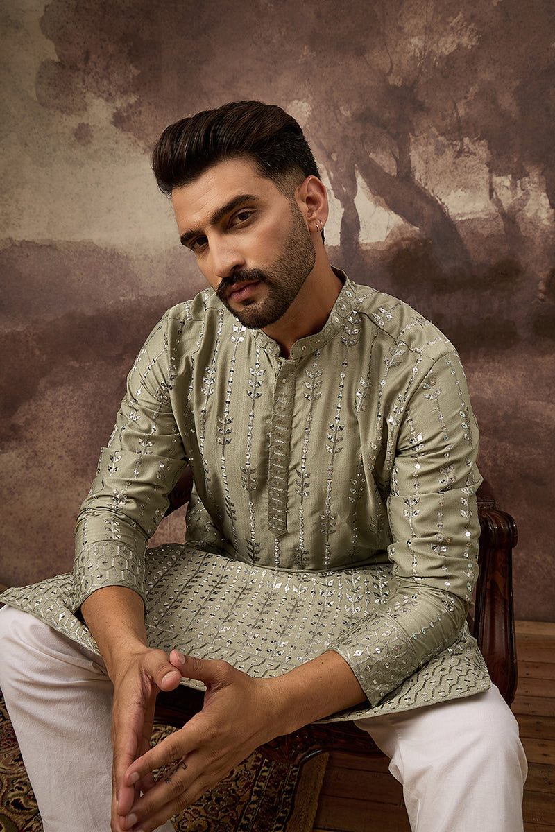 Green Viscose Rayon Solid Embroidered Straight Kurta MKU1356