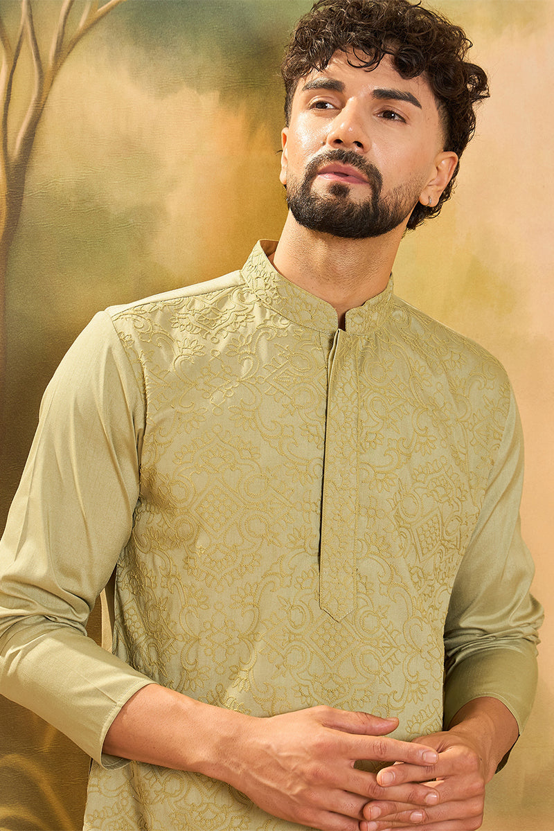 Green Silk Blend Solid Embroidered Straight Kurta MKU1497