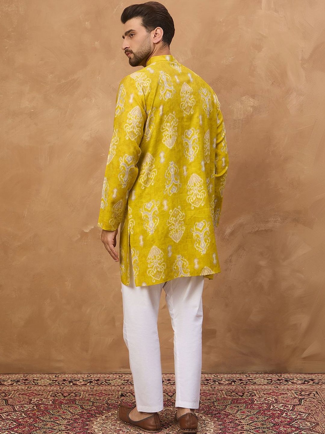 Men Yellow Viscose Rayon Ikat Printed Straight Kurta With Pant Set-MKSET1543