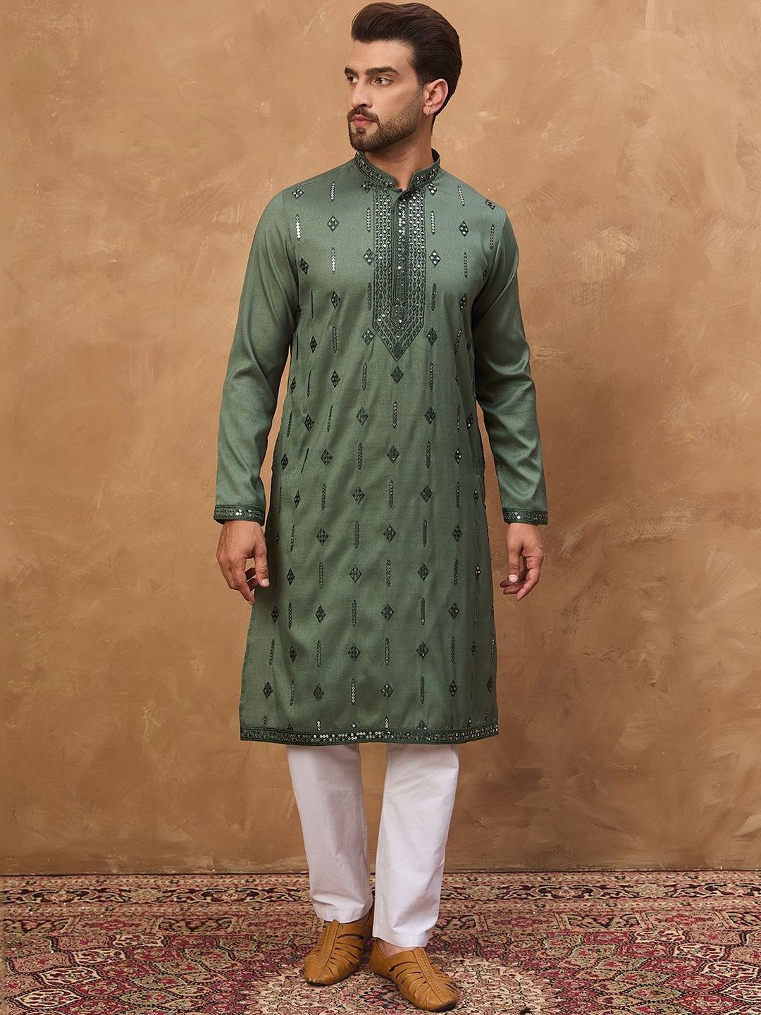 Men Green Silk Blend Geometric Embroidered Straight Kurta With Pant Set-MKSET1517