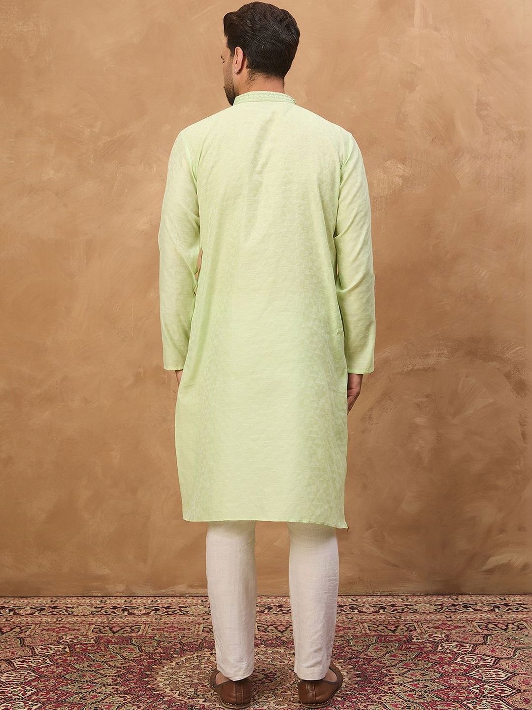 Men Green Silk Blend Solid Embroidered Straight Kurta With Pant Set-MKSET1451