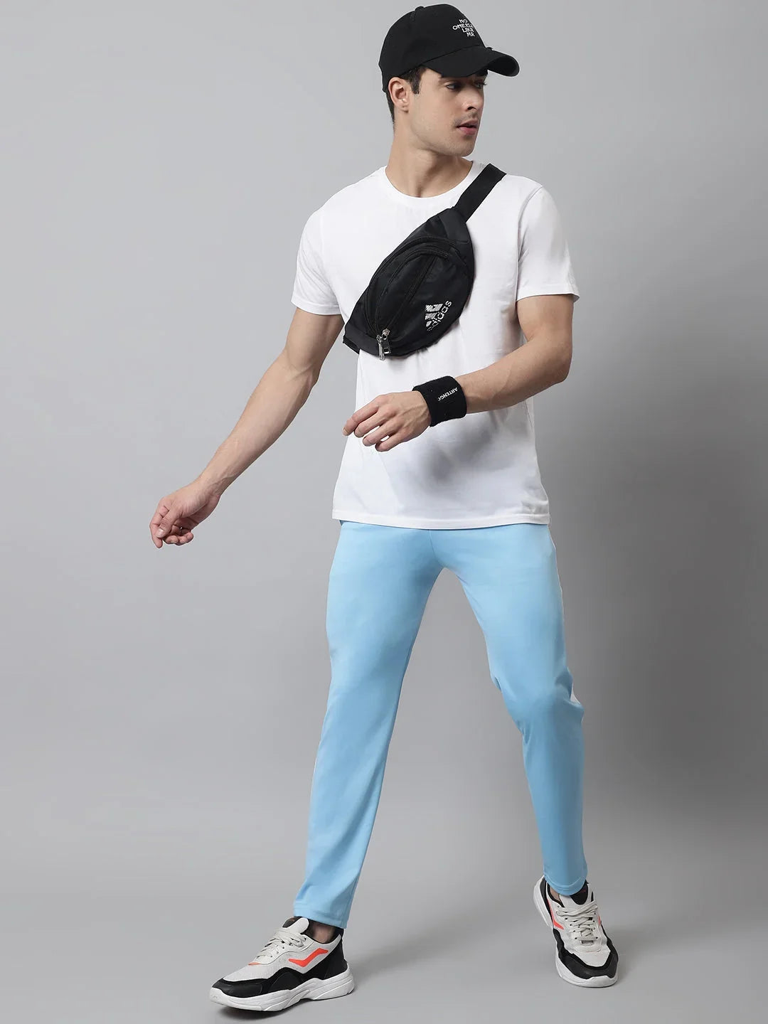 Blue Polyester Solid Active wear for Men | DesiQlo India
