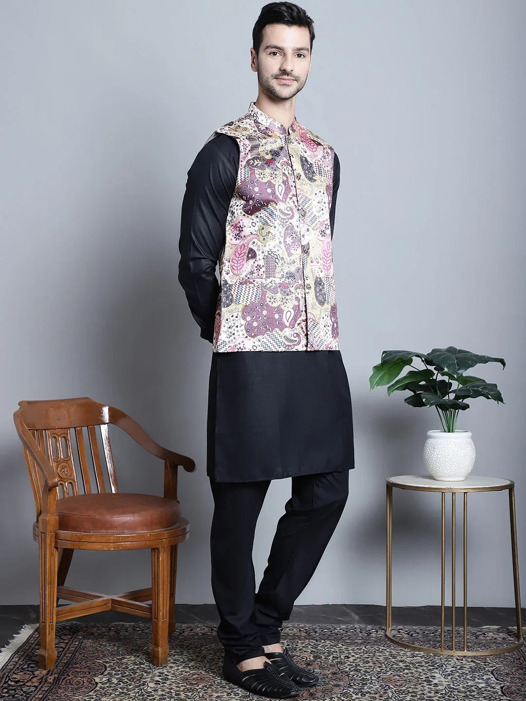 Men's Digital Print and Zari Work Nehru Jacket Kurta Pyjama Set