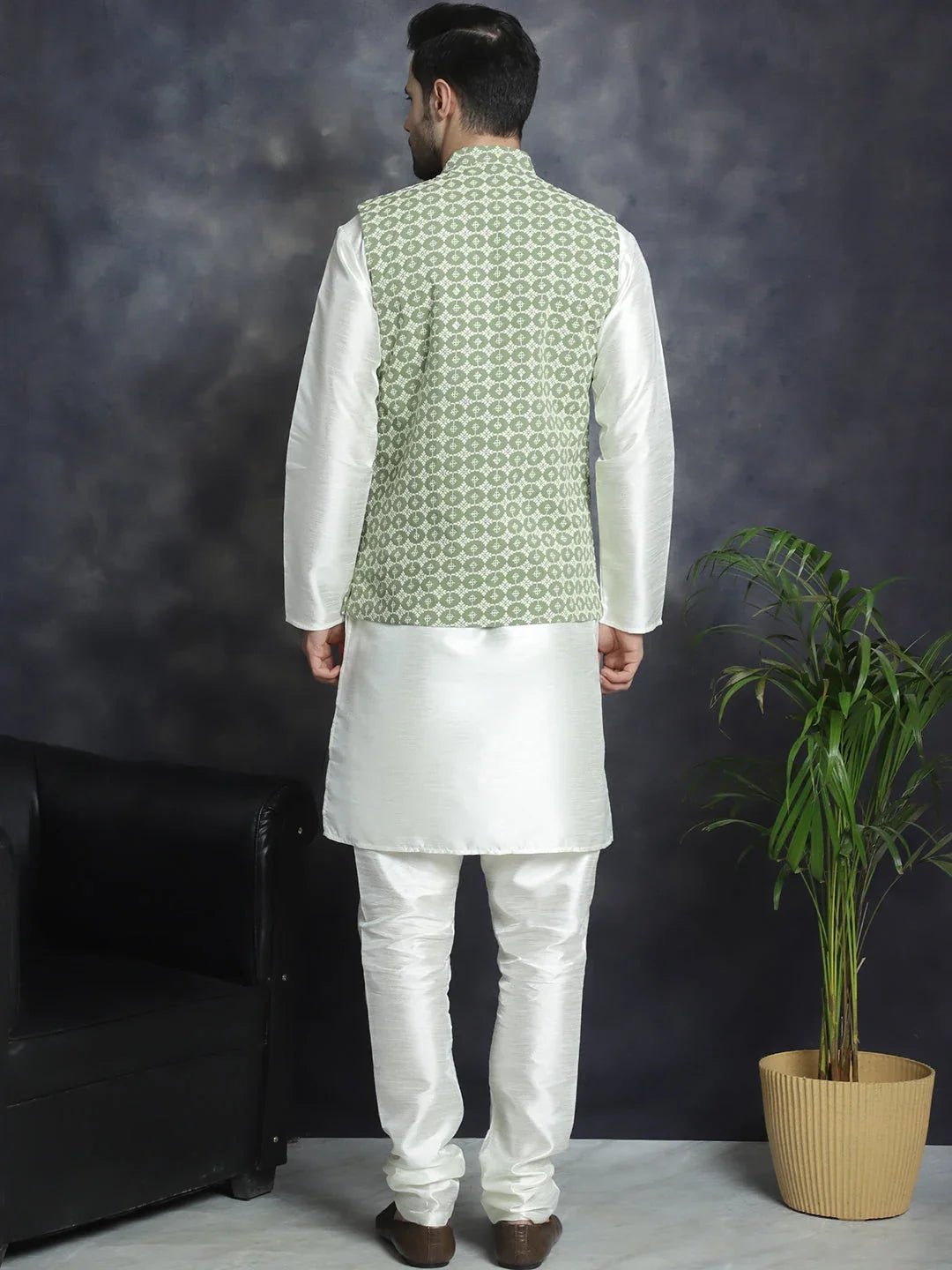 Men's Embroidred Nehru Jacket With Solid Kurta Pyjama ( JOKPWC 592W 4094Mehndi )