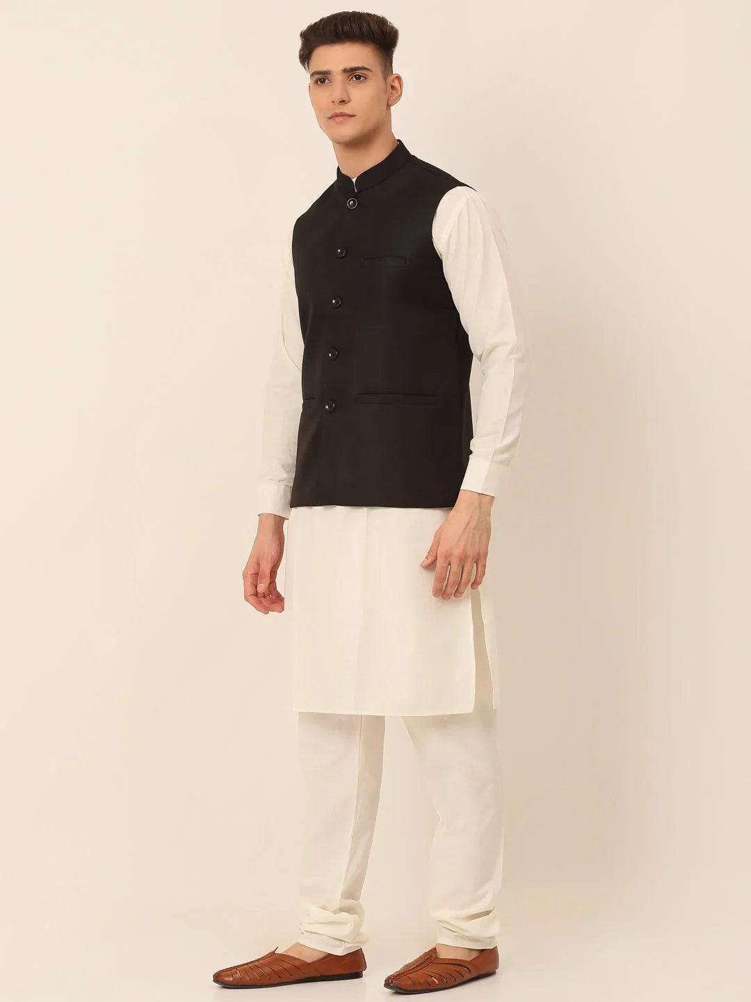 Men's Solid Kurta Pyjama With Nehru Jacket ( JOKPWC W-F 4046Black )-JOKPWC-W-F-4046