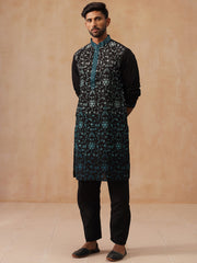 Men’s Silk Blend Embroidered Kurta Pyjama Set ( JOKP B-P 5296 B-P 5296Peacock )