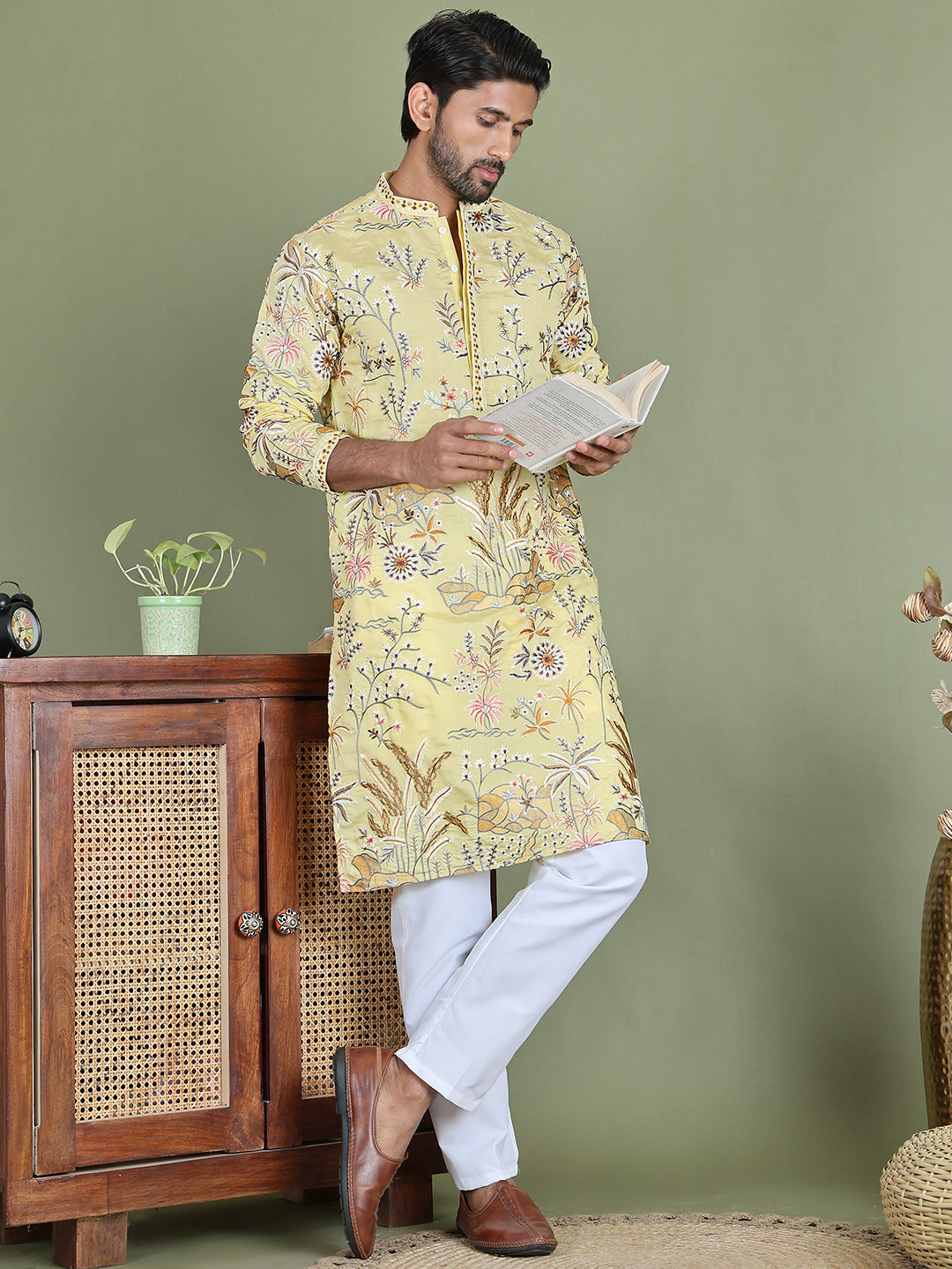  Formalwear 005white | DesiQlo