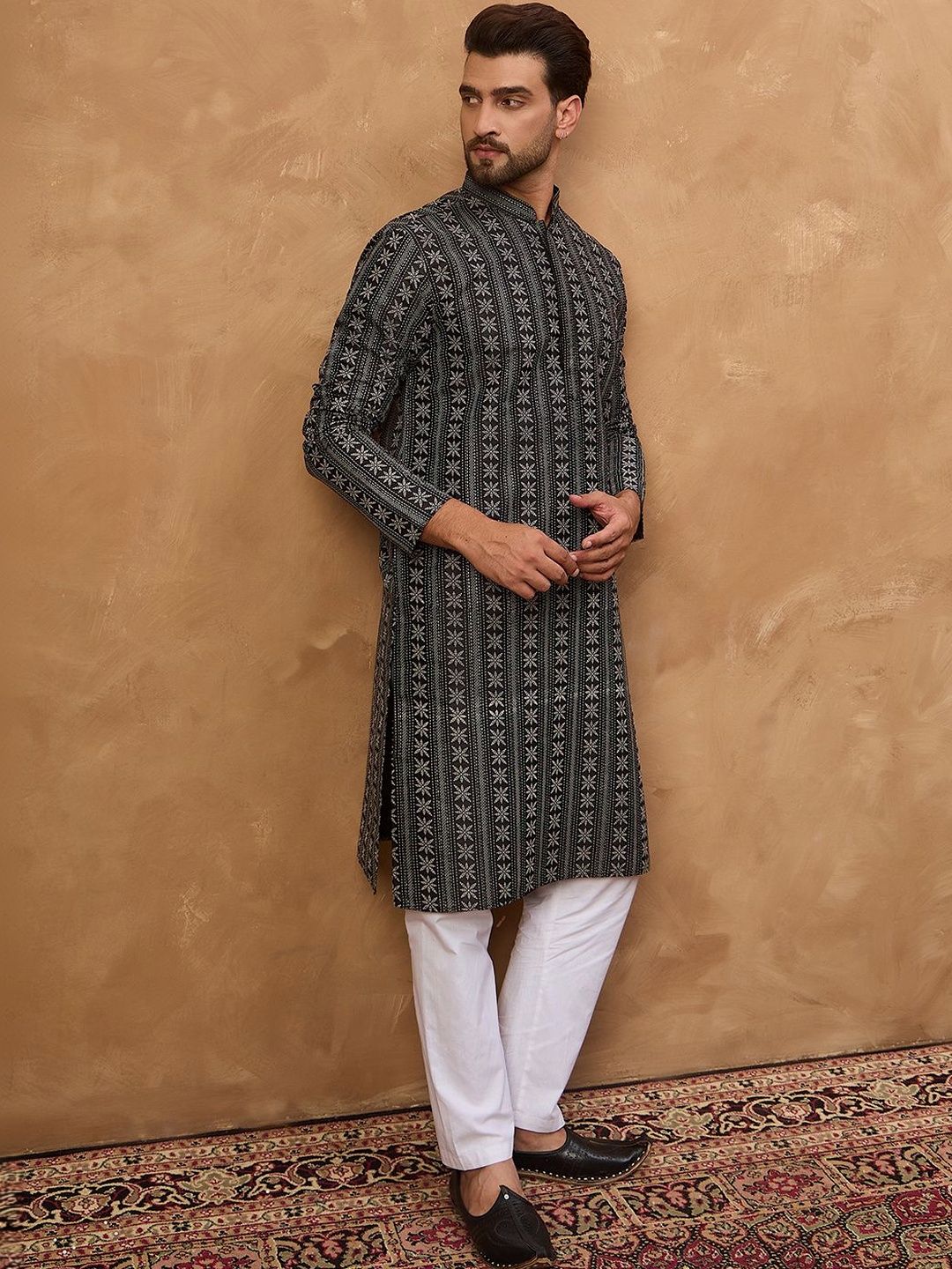 Men Black Silk Blend Geometric Printed Straight Kurta With Pant Set-MKSET1523