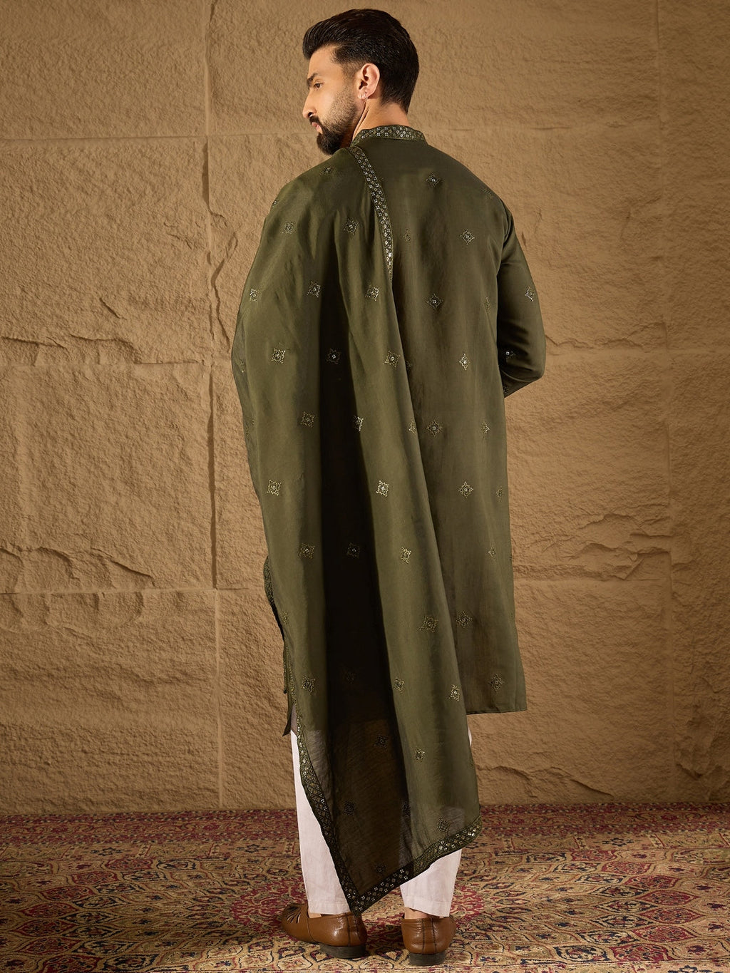 Men Green Silk Blend Embroidered Straight Kurta Trouser with Dupatta-MKPD1001