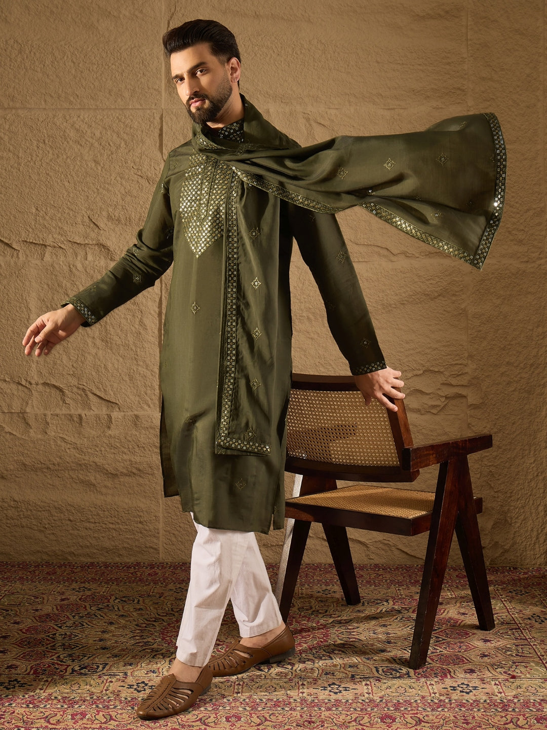 Men Green Silk Blend Embroidered Straight Kurta Trouser with Dupatta-MKPD1001