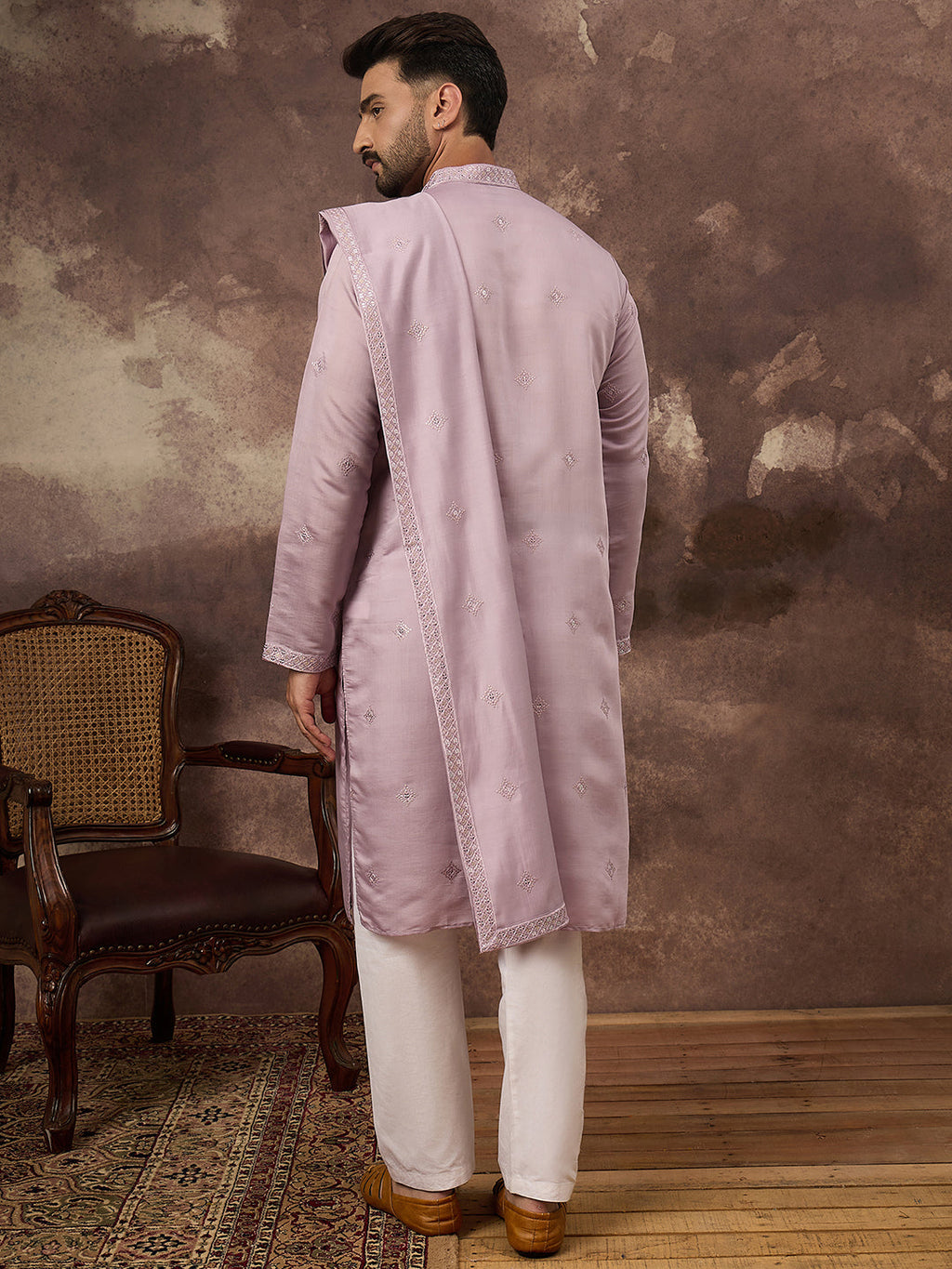 Men Lavender Silk Blend Solid Embroidered Straight Kurta with Dupatta-MKUD1002