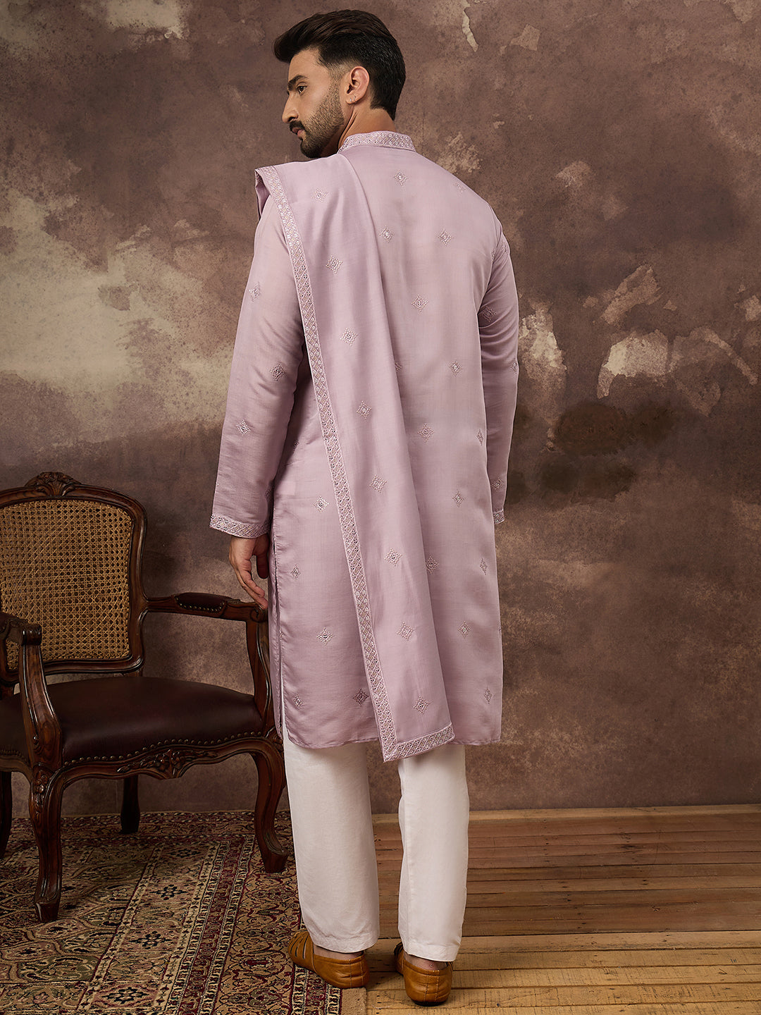 Men Lavender Silk Blend Solid Embroidered Straight Kurta with Dupatta-MKUD1002