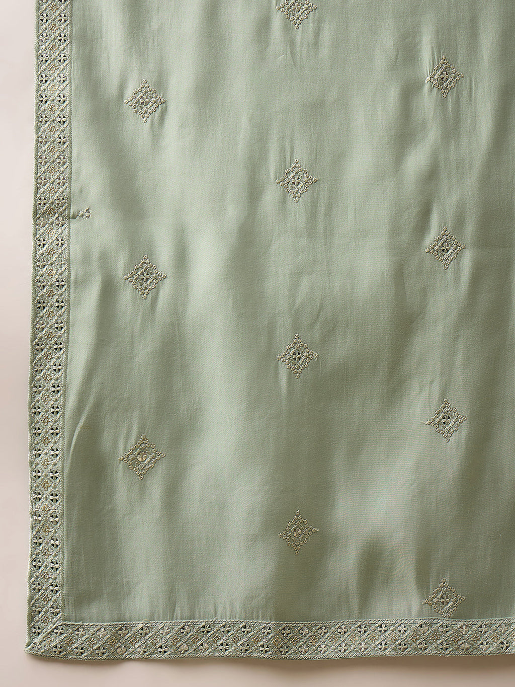 Men Green Silk Blend Solid Embroidered Straight Kurta with Dupatta-MKUD1004