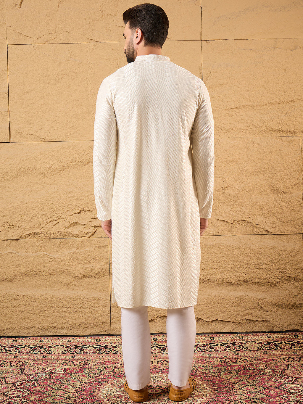 Men Off White Viscose Rayon Solid Embroidered Straight Kurta with Trousers-MKSET1102