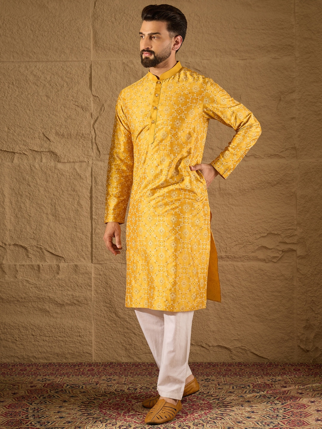 Men Yellow Pure Silk Geometric Printed Straight Kurta with Trousers-MKSET1276