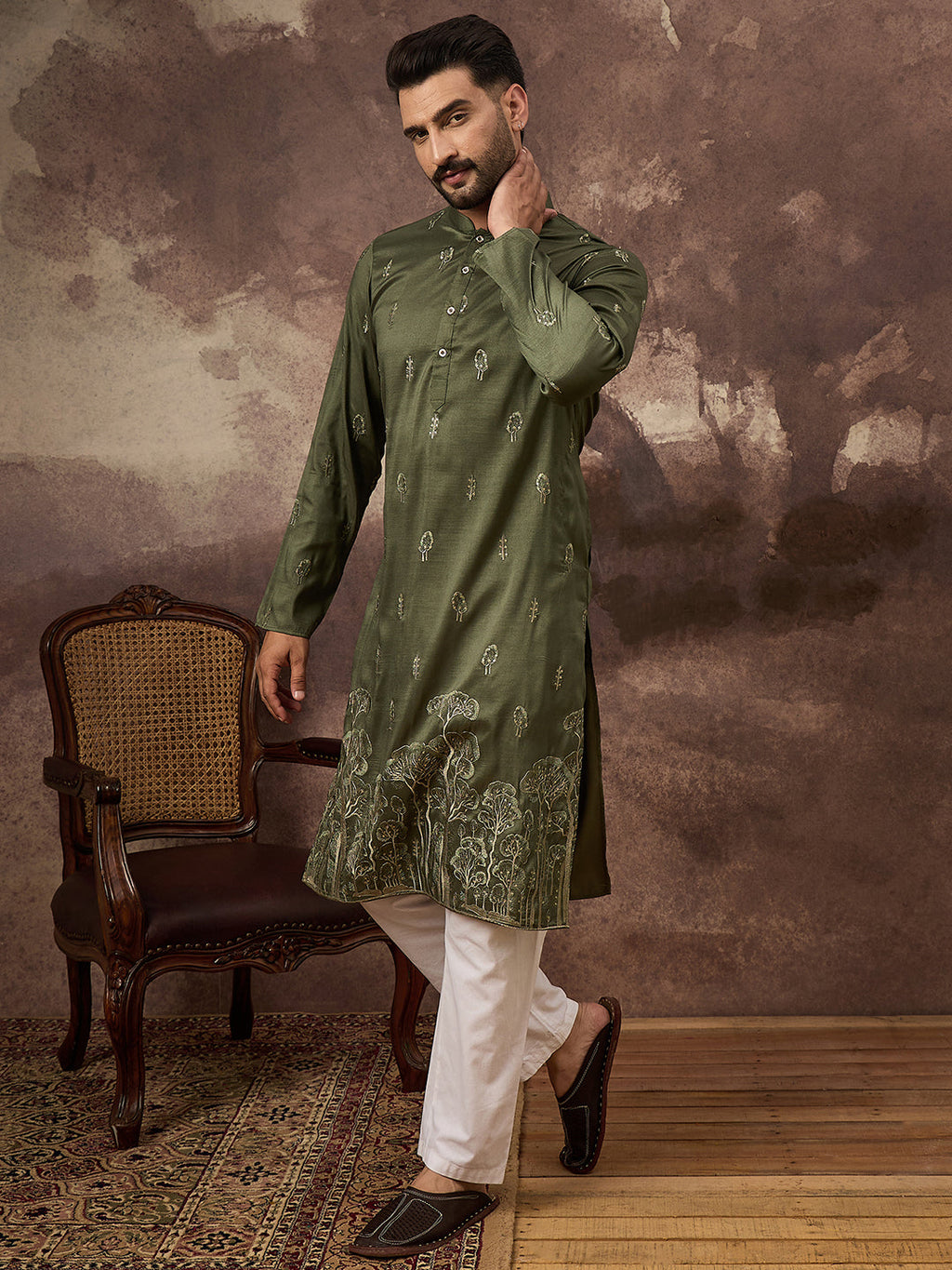 Men Green Silk Blend Solid Embroidered Straight Kurta and Trouser-MKSET1332