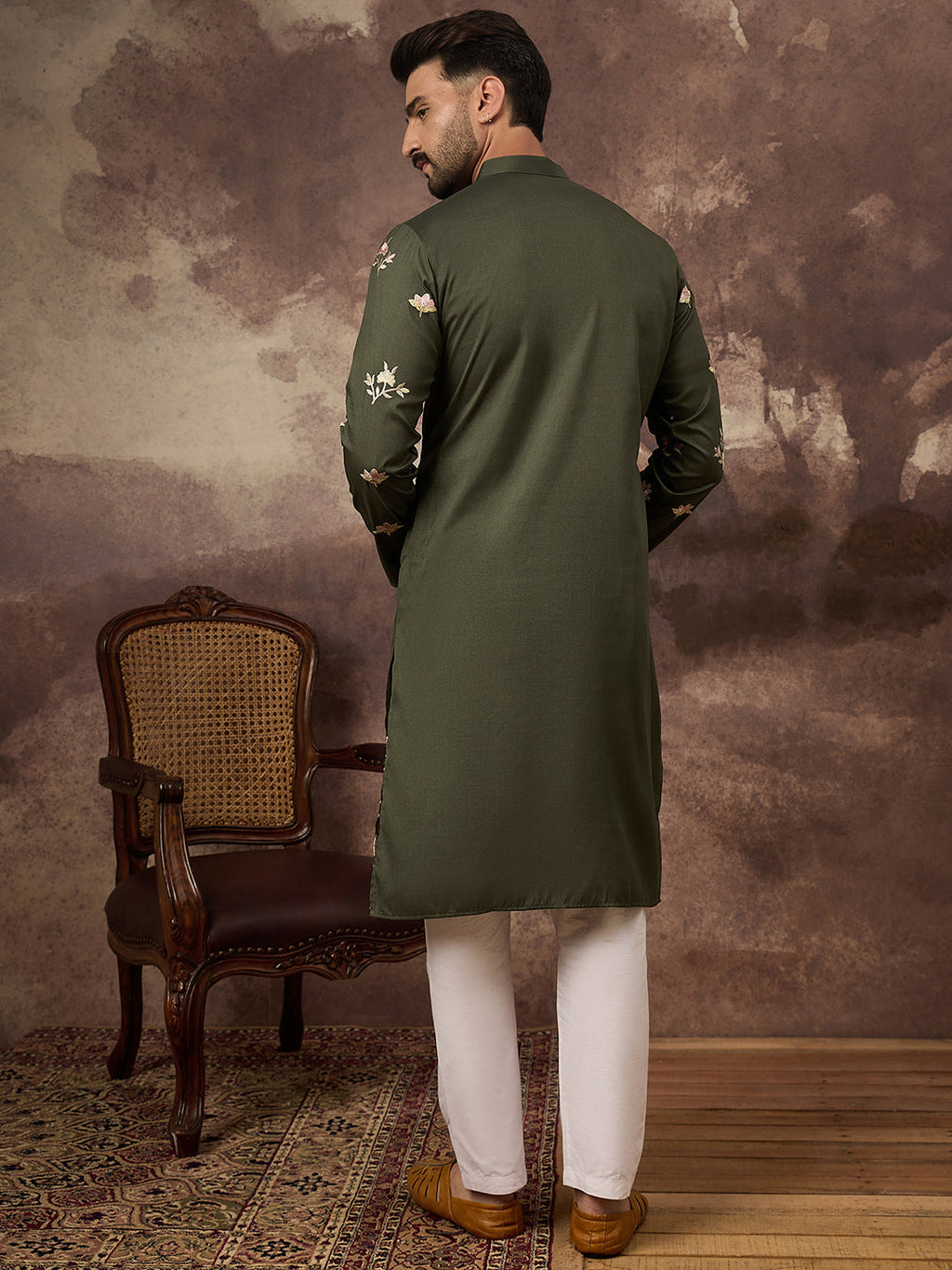 Men Green Silk Blend Solid Embroidered Straight Kurta and Trouser-MKSET1338