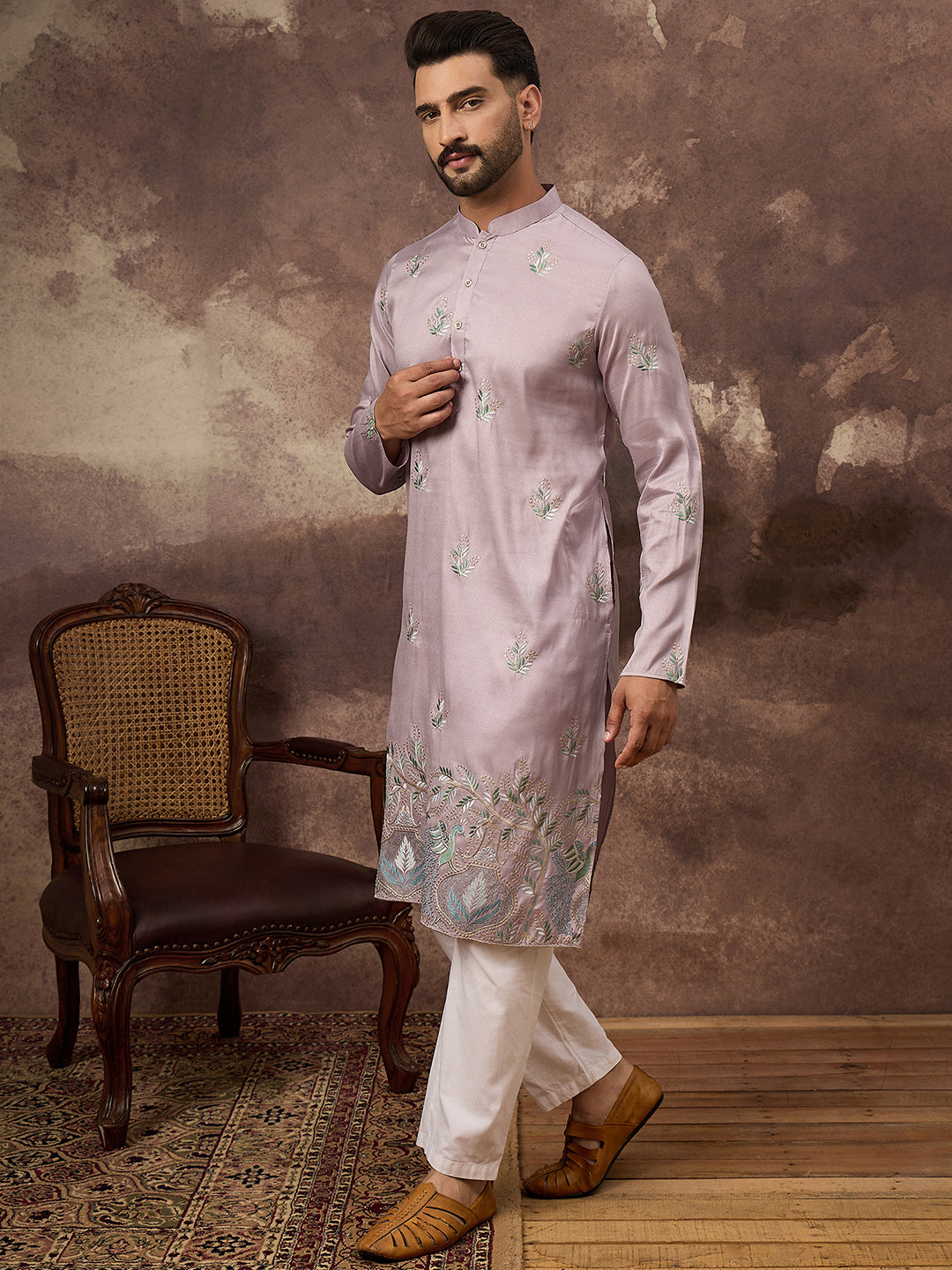 Men Lavender Silk Blend Solid Embroidered Straight Kurta with Trouser-MKSET1349