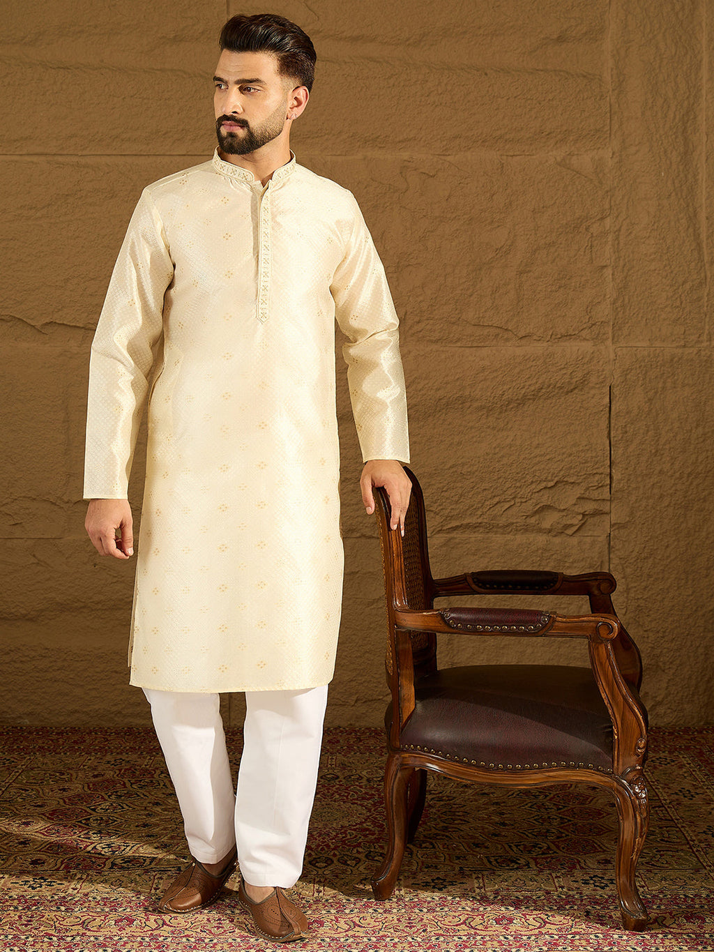 Men Off White Silk Blend Solid Woven Design Straight Kurta with Trouser-MKSET1352