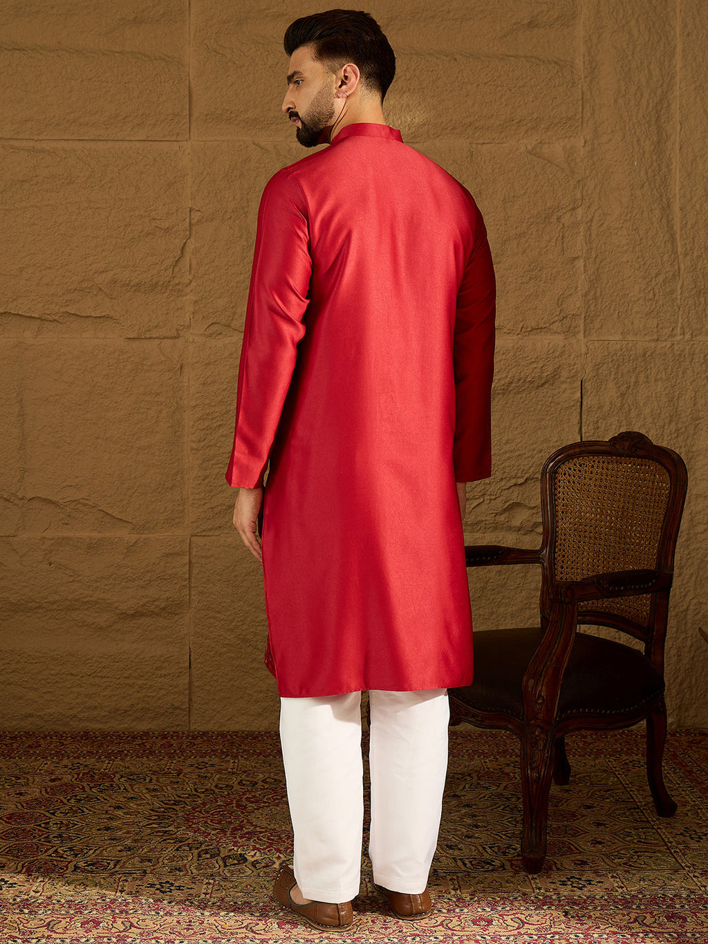 Men Maroon Silk Blend Solid Embroidered Straight Kurta with Trouser-MKSET1472