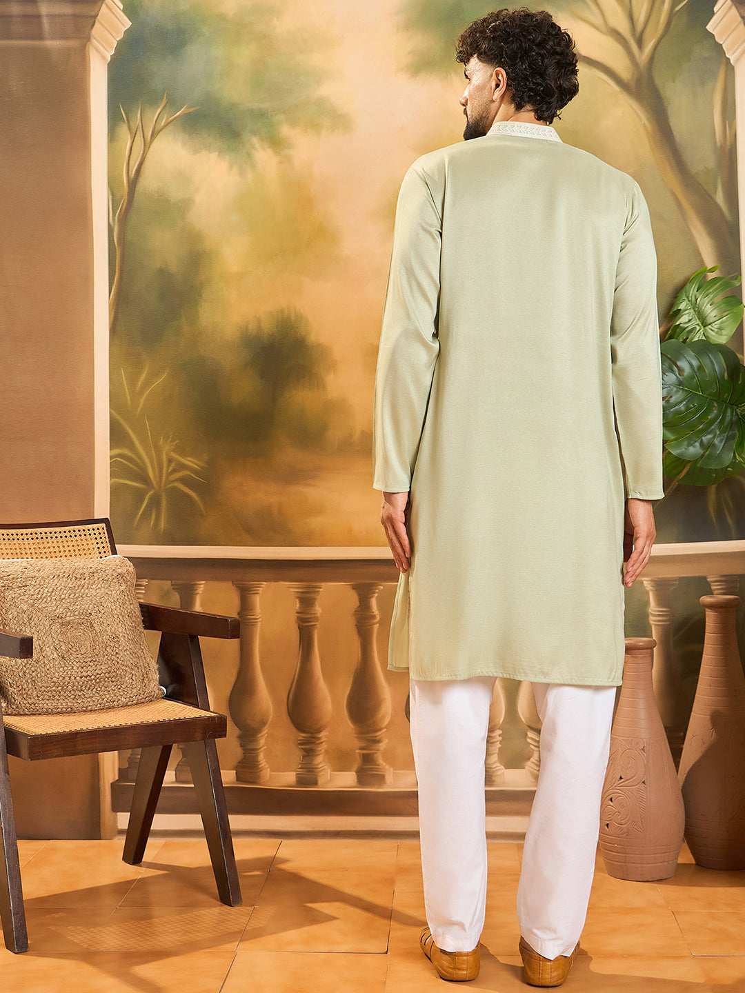 Men Green Silk Blend Solid Embroidered Straight Kurta with Trouser-MKSET1492