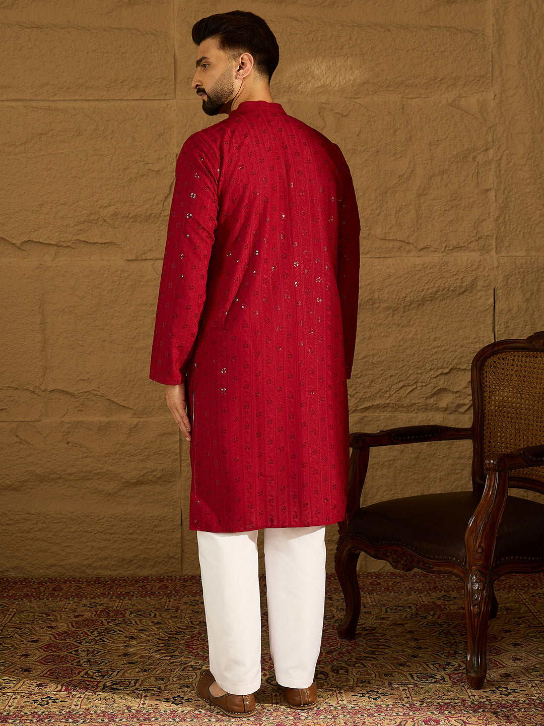 Men Maroon Viscose Rayon Solid Embroidered Straight Kurta with Trouser-MKSET1558