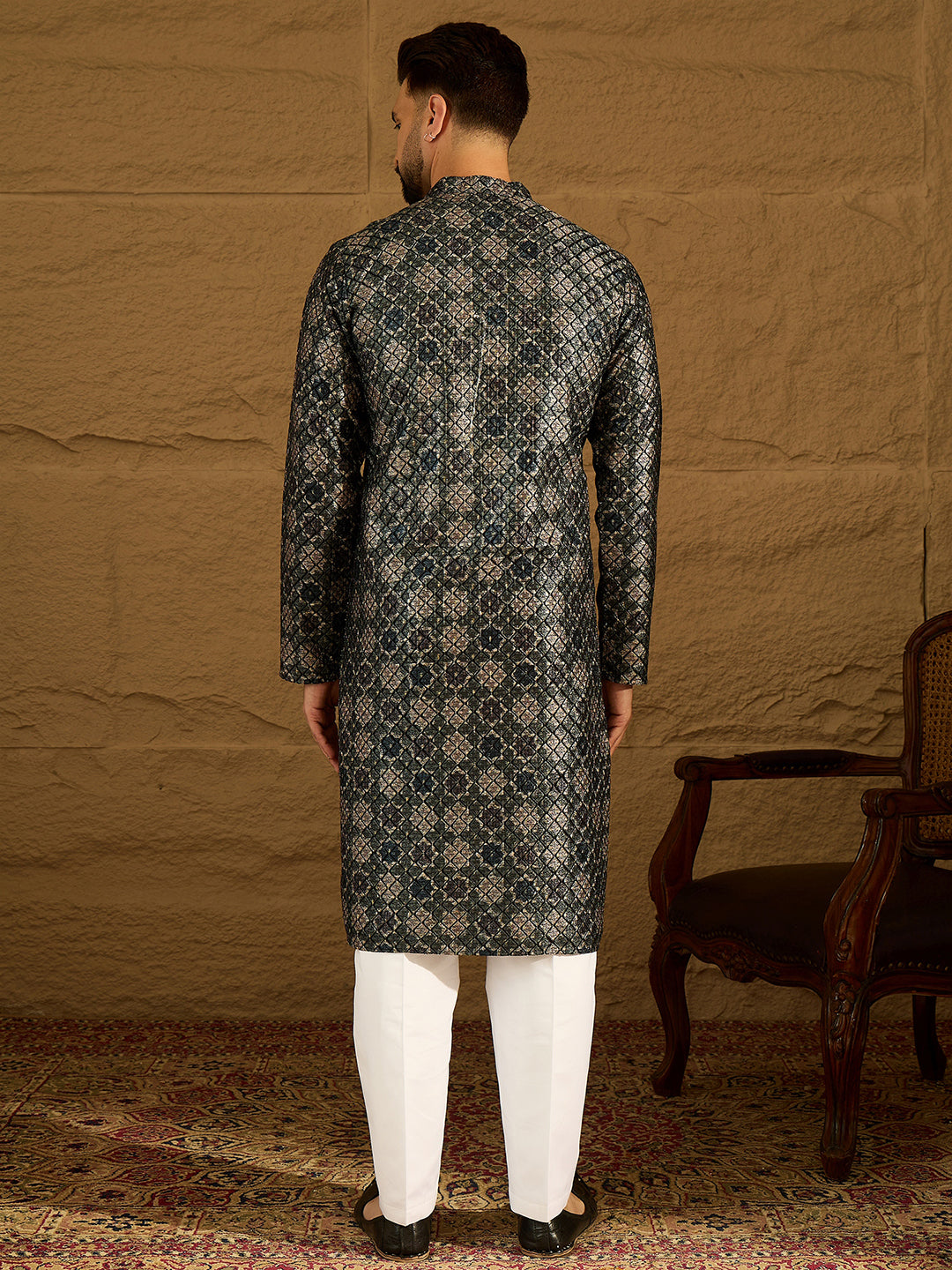 Men Black Viscose Rayon Geometric Printed Straight Kurta with Trouser-MKSET1606