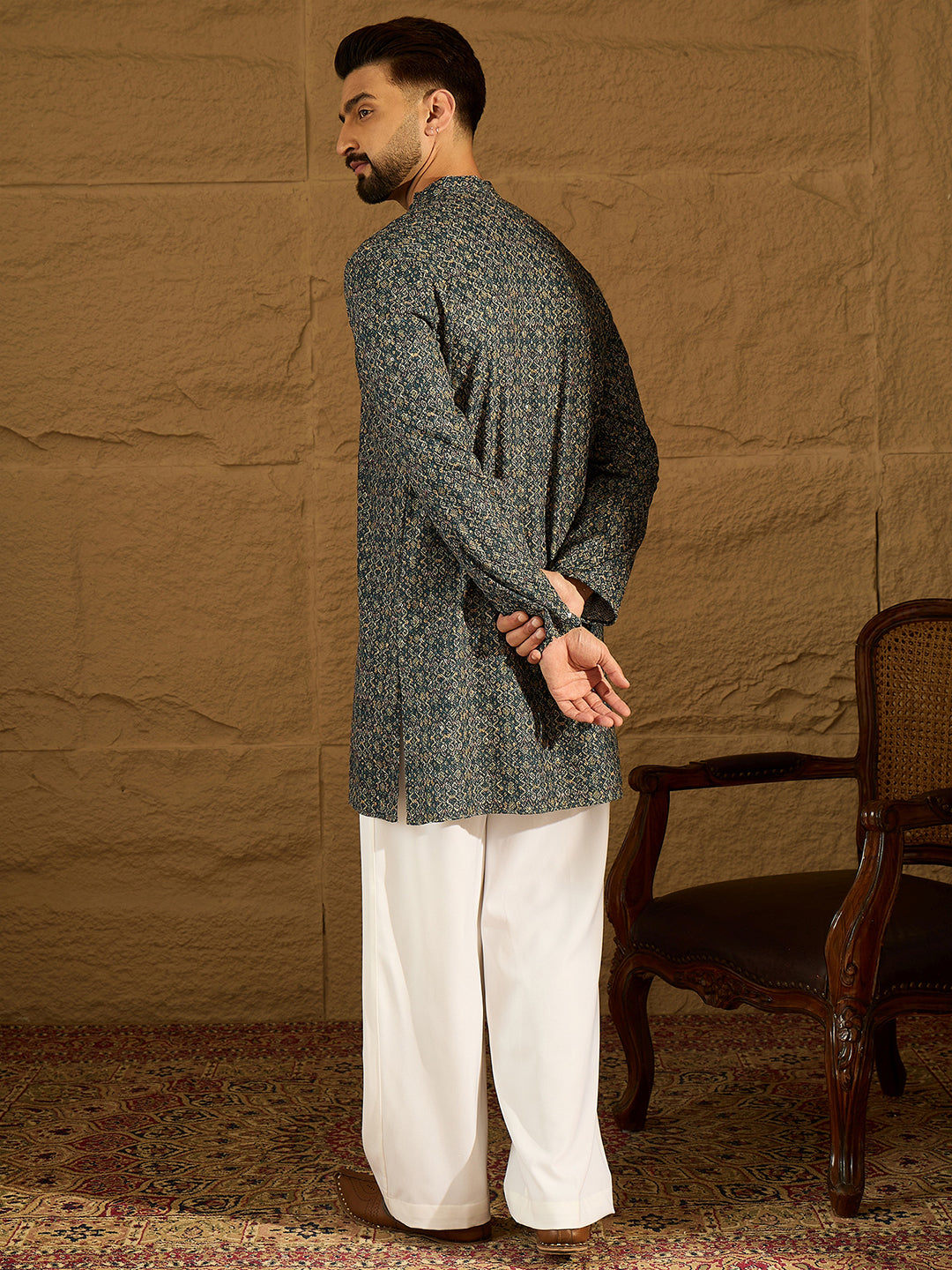 Men Navy Blue Viscose Rayon Geometric Printed Straight Kurta with Trouser-MKSET1609