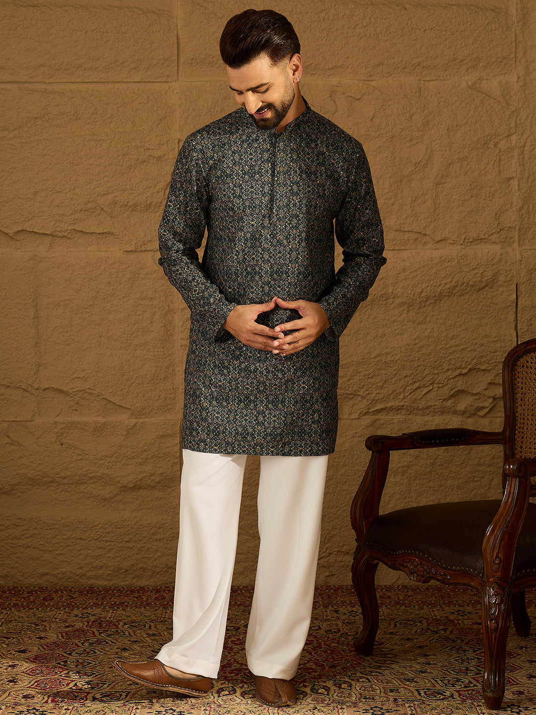 Men Navy Blue Viscose Rayon Geometric Printed Straight Kurta with Trouser-MKSET1609