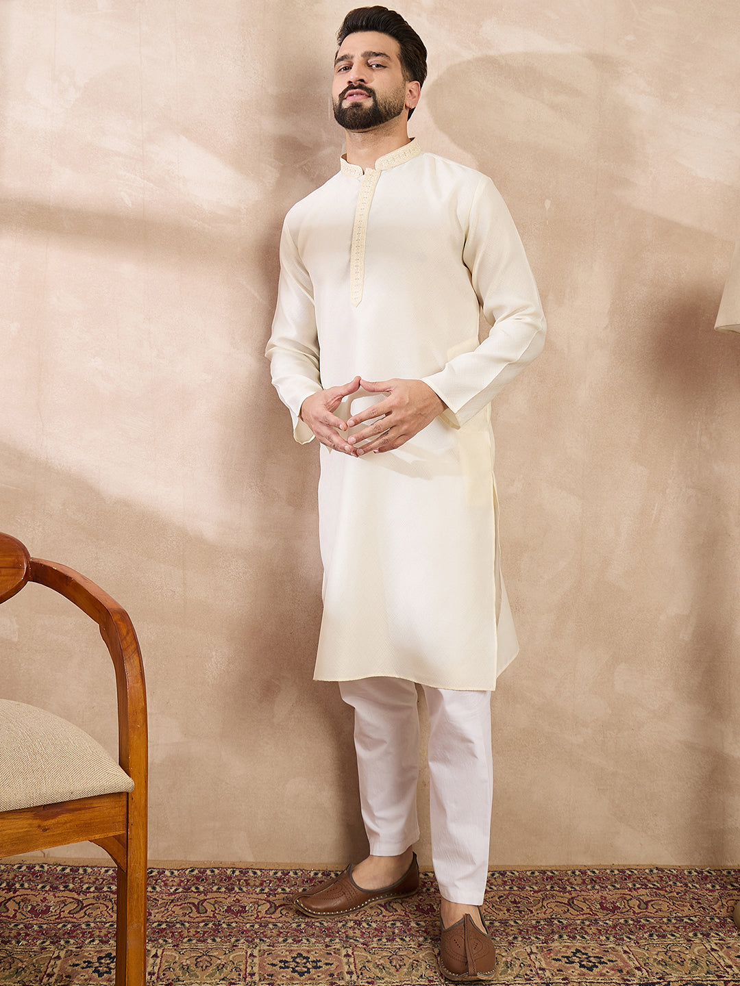 Men Off White Silk Blend Solid Embroidered Straight Kurta With Trouser-MKSET1728